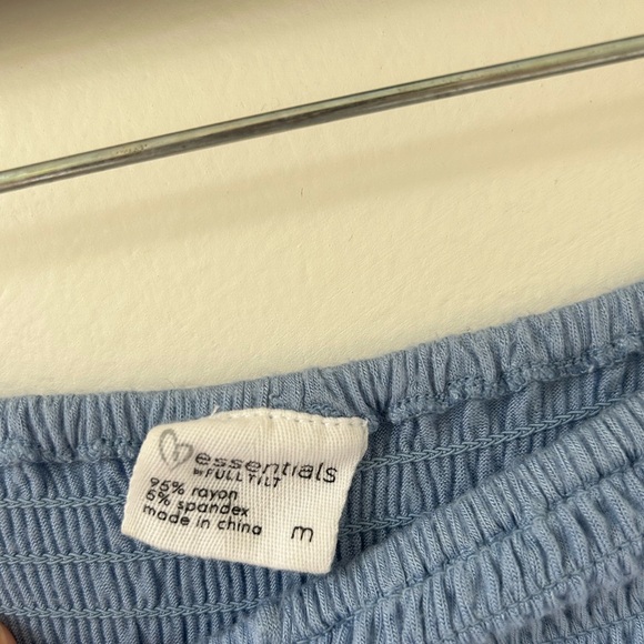 Medium off the shoulder top essentials by full tilt - Picture 4 of 4